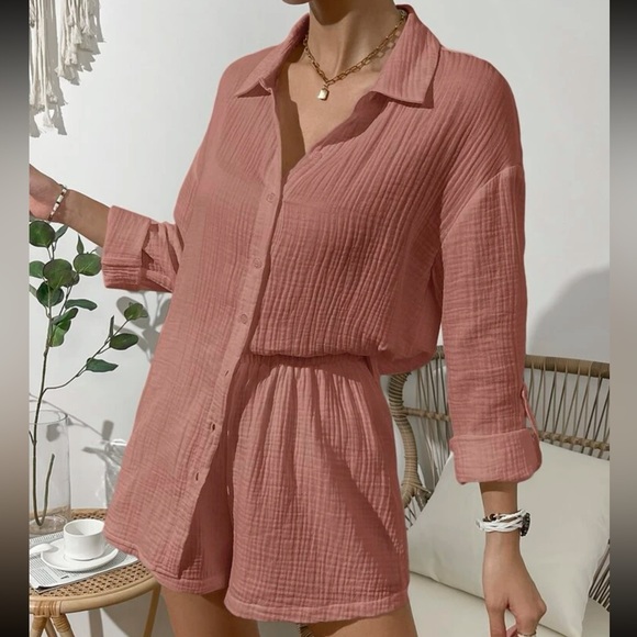Two piece set - Picture 1 of 2